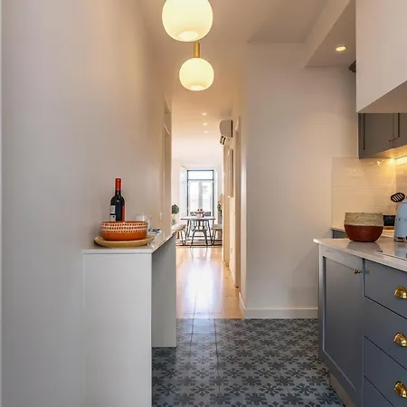 Angelina Vidal Duplex With Terrace Apartment Lisbon